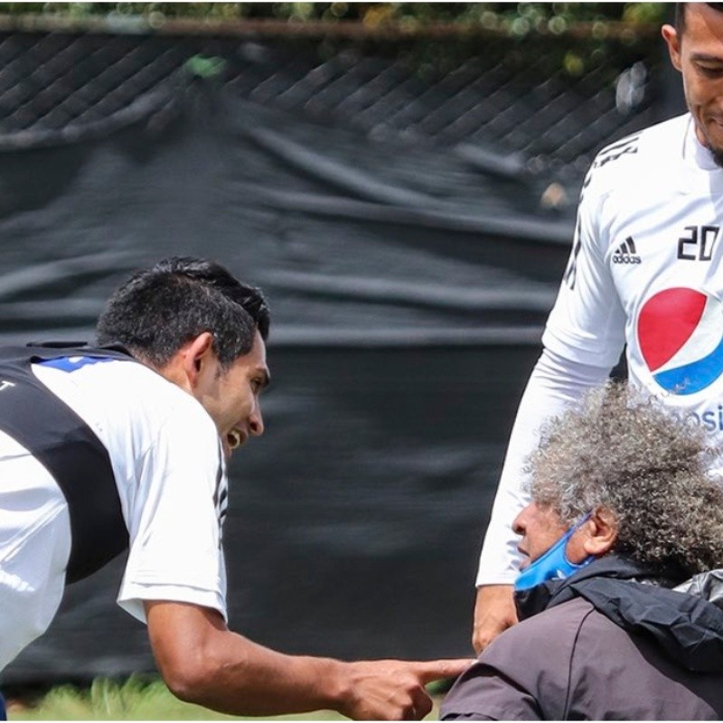 Video: Fernando Uribe se llevó puesto a Gamero en el entrenamiento de Millonarios