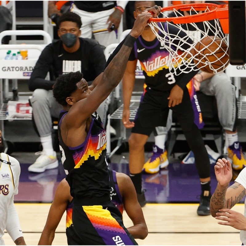 Chris Paul y los Suns ganaron la primera batalla ante LeBron y los Lakers