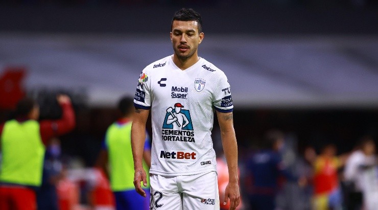 Cabral le dio un pisotón innecesario a Jonathan Rodríguez (Imago 7)