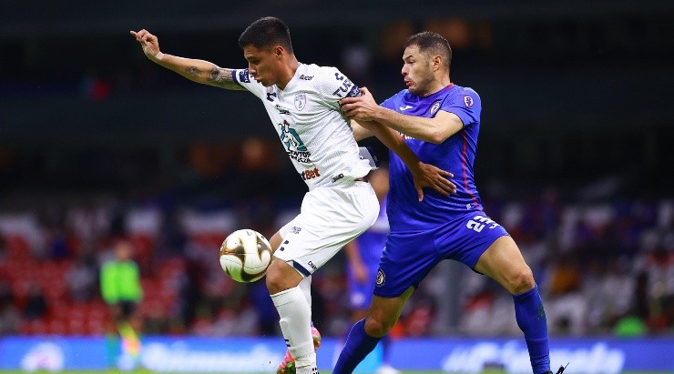 De la Rosa intentó pero no fue su serie ante Cruz Azul.(Imago 7)