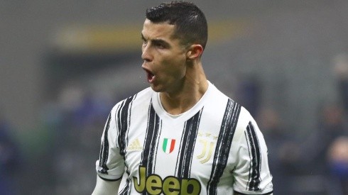 Cristiano Ronaldo celebrando uno de sus goles con Juventus.