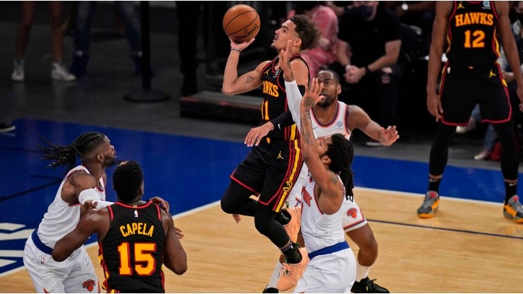 Trae Young ante los Knicks (Foto: Getty)