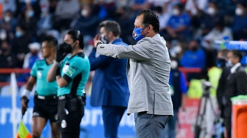 Juan Reynoso llegó en enero de 2021 a Cruz Azul.