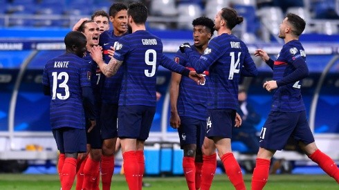 France national tema celebrate a goal. (Getty)