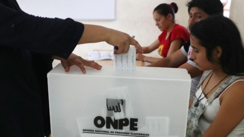 La ONPE es la que se encarga de ver el proceso electoral.