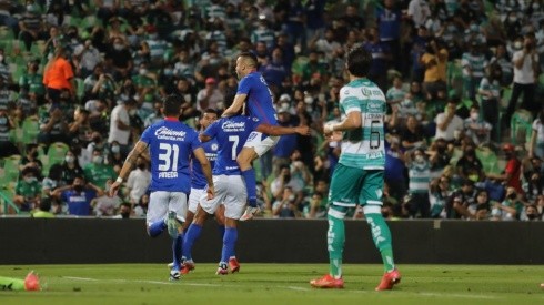 Cruz Azul se impuso por la mínima al Santos Laguna
