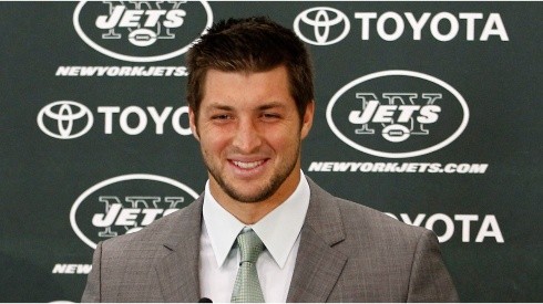 Tim Tebow juega por primera vez en su carrera como ala cerrada (Getty Images)