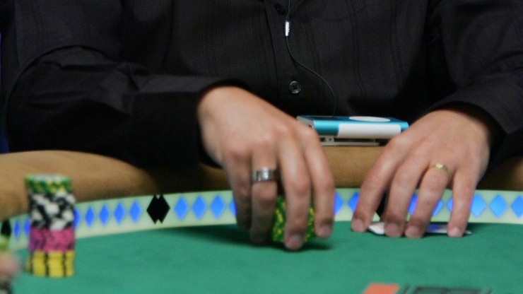 Modalidades de Poker] Como jogar Seven Card Stud - Brasil Poker