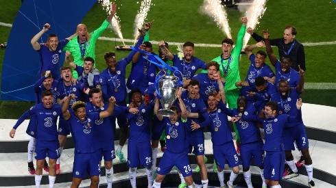 O Chelsea levantou a Champions League pela segunda vez na história (Foto: Getty Images)