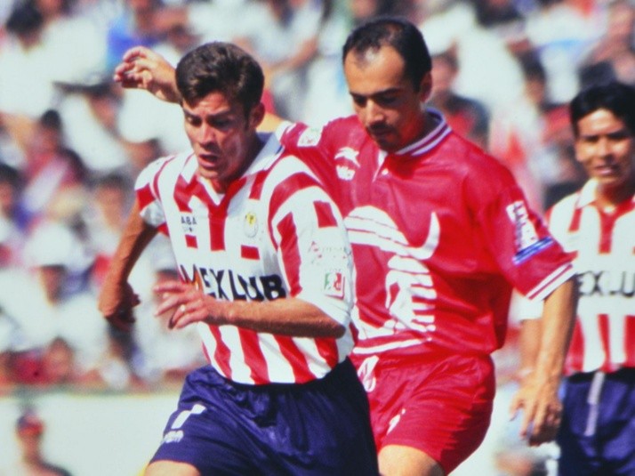 Hace 24 años Chivas fue campeón goleando a Toros Neza