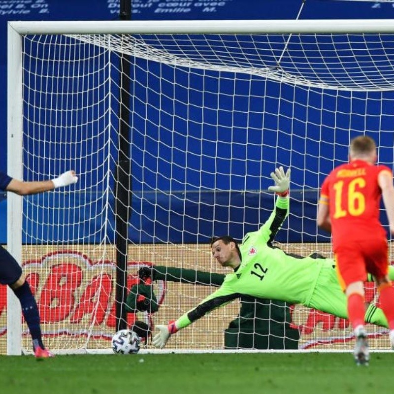 Con la vuelta de Benzema, Francia goleó a Gales en un amistoso