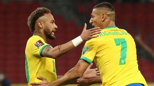Neymar e Richarlison marcaram os gols da vitória do Brasil sobre o Equador (Foto: Getty Images)