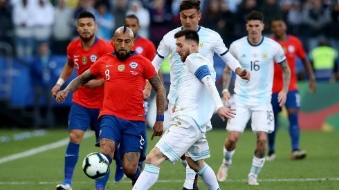 La última vez que Chile enfrentó a Argentina por Copa América fue en Brasil 2019. (Foto: Getty Images)