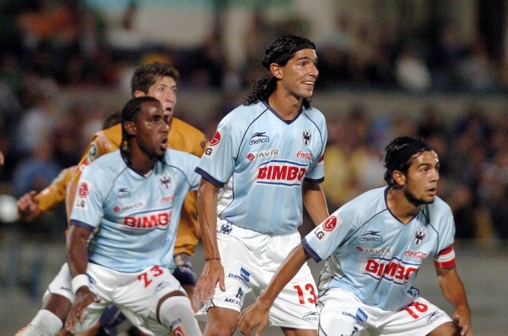 Loco Abreu en Monterrey