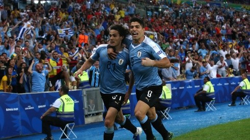 Edinson Cavani y Luis Suárez comandan la nómina de Uruguay para la Copa América 2021