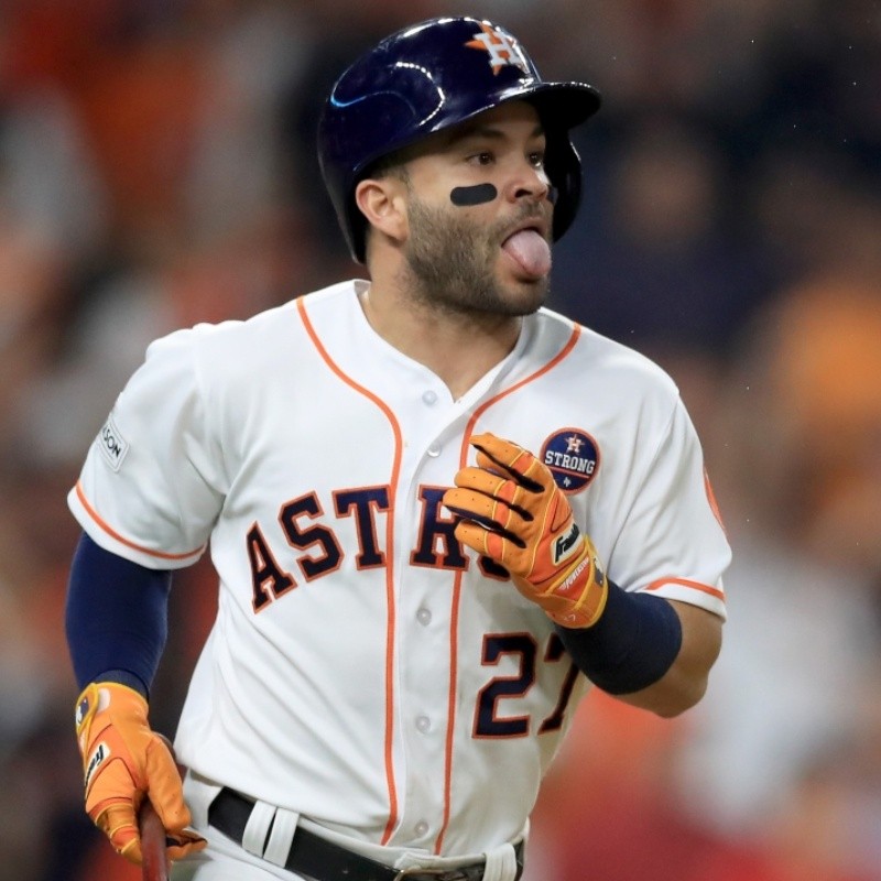 José Altuve conectó un cuadrangular ante un lanzamiento bastante particular