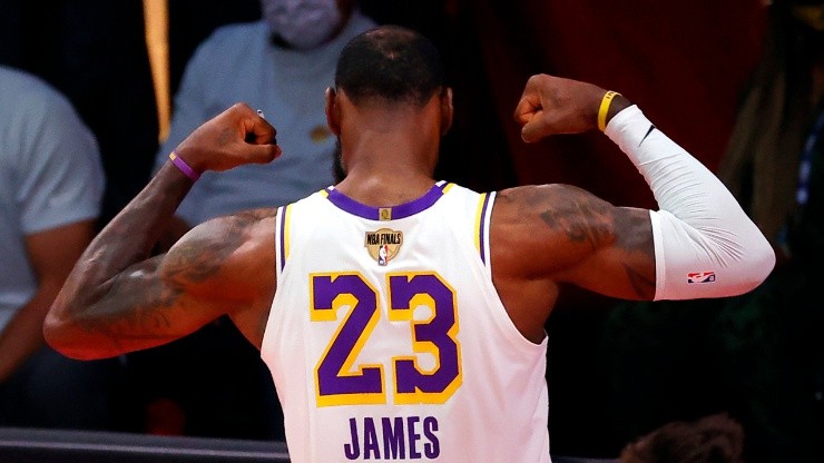 Dorsal 23 de LeBron James en los Lakers