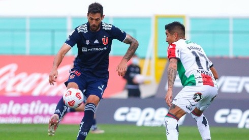 Joaquín Larrivey quiere un fútbol ofensivo en la Universidad de Chile
