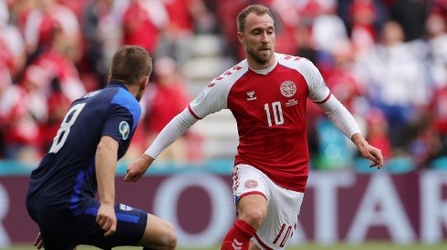 Christian Eriksen of Denmark runs with the ball against Finland. (Getty)
