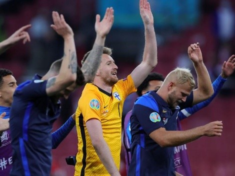 En un partido 'marcado' por Eriksen, Finlandia le ganó a Dinamarca en su debut en una Eurocopa