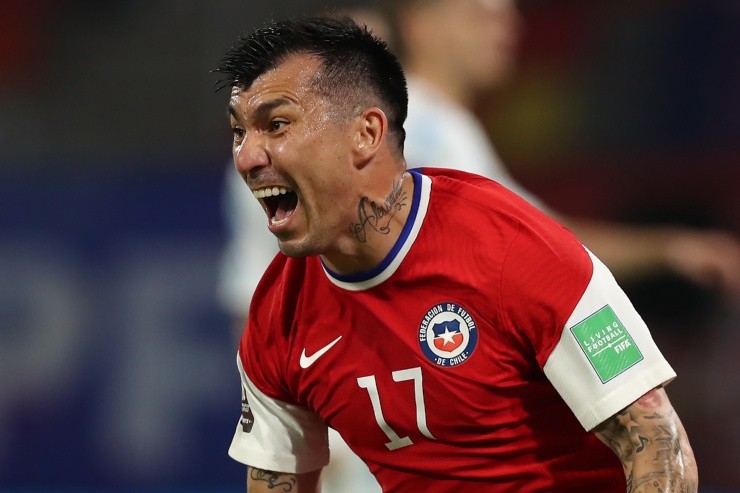 Gary Medel vs selección argentina