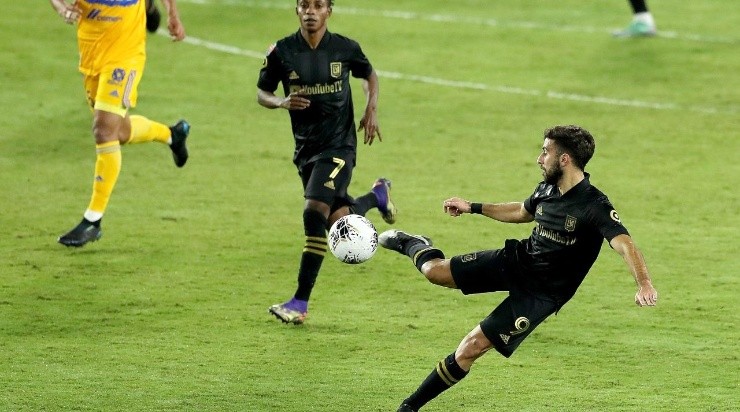 Diego Rossi #9 of Los Angeles FC stops the ball in front of Latif Blessing #7 of Los Angeles FC during the CONCACAF Champions League final game against Tigres UANL (Getty)