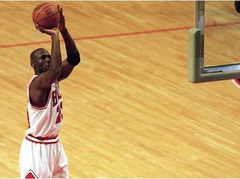 Michael Jordan y uno de los mejores tiros de su carrera