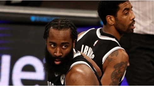 James Harden y Kyrie Irving (Foto: Getty)