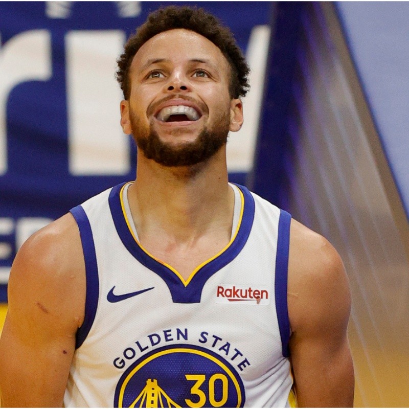 ¿Cuánto? El dineral que Stephen Curry ha fabricado durante toda su carrera en la NBA