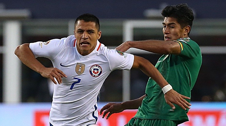 Erwin Sanchez (right) and Alexis (left). (Getty).