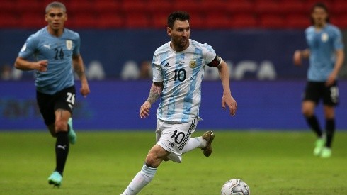 Lionel Messi guía el triunfo de Argentina