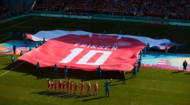 A large replica Denmark shirt with Christian Eriksen in Denmark vs Belgium. (Getty)