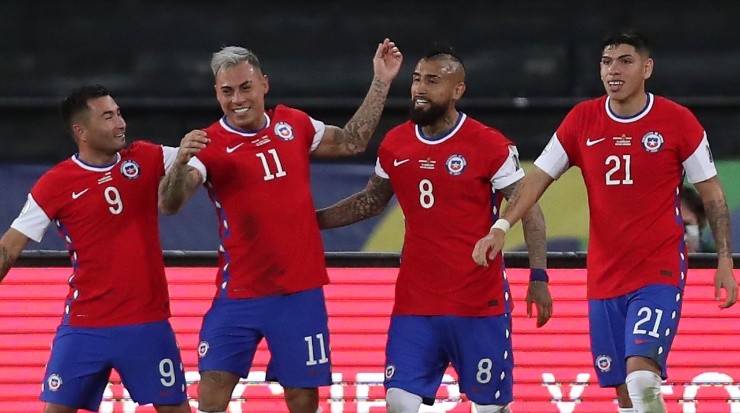 Chile celebrates a goal against Bolivia (Getty).