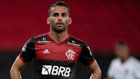 Thiago Maia teve seu acordo entre os clubes envolvidos alterado - Foto: Jorge Rodrigues/AGIF.