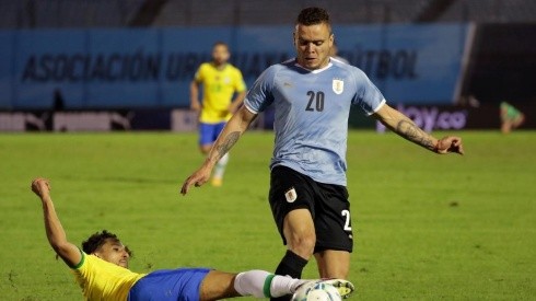Jonathan Rodriguez en el duelo ante Brasil