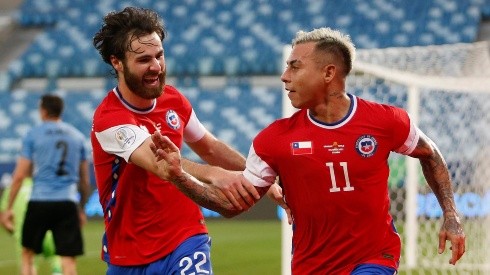 Chile se adelanta con gol de Eduardo Vargas (Foto: Getty)