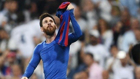 Messi comemorando gol contra o Real Madrid no Santiago Bernabéu (Foto: Getty Images)