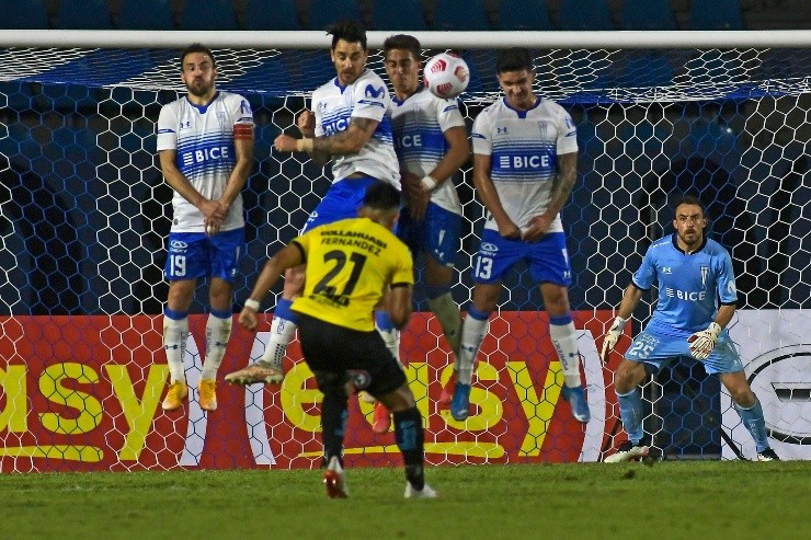 Deportes Iquique vs Universidad Católica por la Copa Chile.