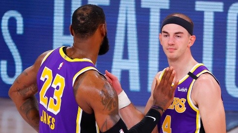 LeBron James y Alex Caruso en Los Angeles Lakers