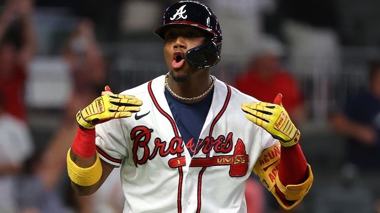 Ronald Acuña Jr. quedó fuera para el partido ante los Mets (Getty Images)