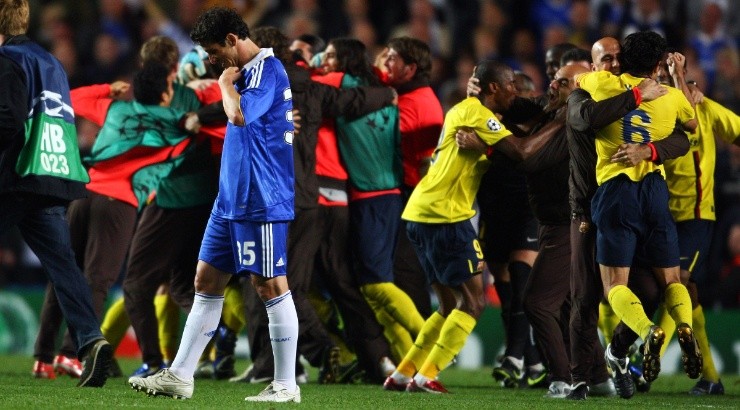 Barcelona players celebrate victory against Chelsea in 2009. (Getty)