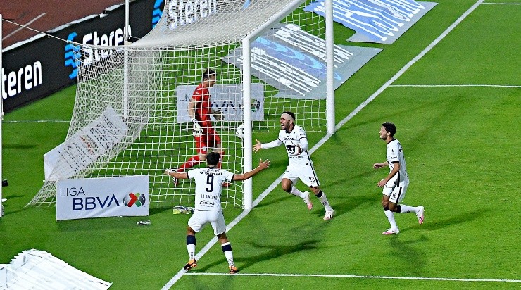 Vigón celebra ante Cruz Azul en la cardíaca semifinal del 2020. (Imago 7)