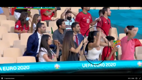 La reacción de Georgina Rodríguez en un tiro libre de Cristiano Ronaldo