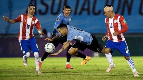 Paraguay y Uruguay se ven las caras con Chile expectante