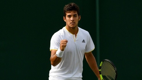 Celebra Cristian Garin en Wimbledon tras su victoria de primera ronda.