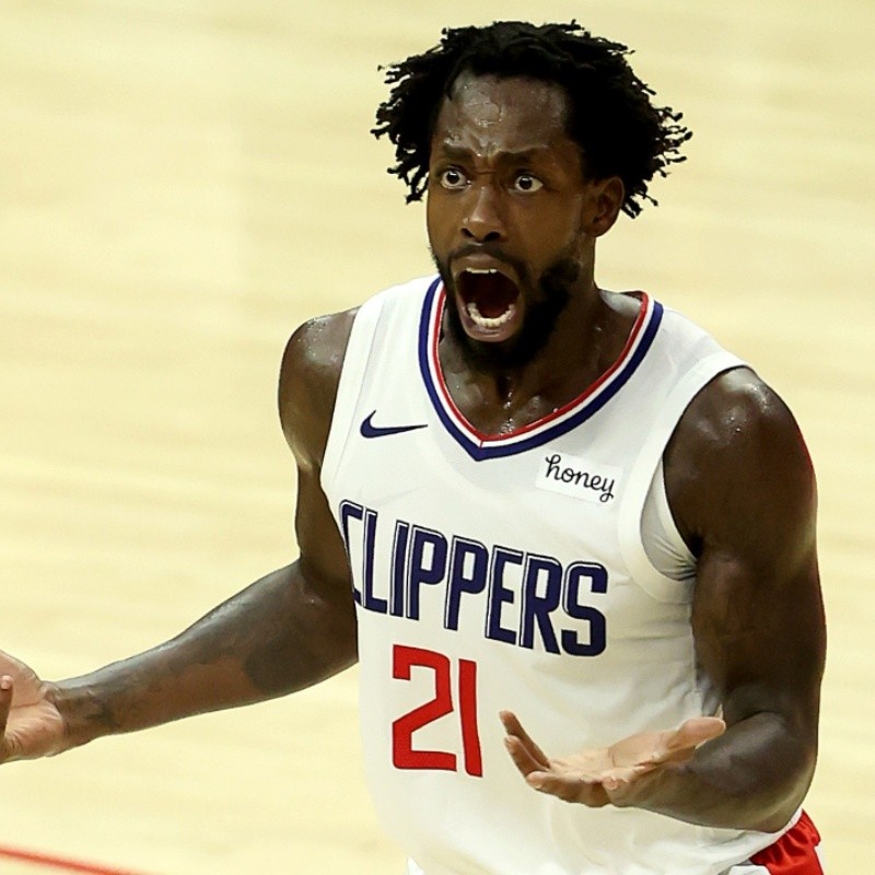 ¡Insólito! Patrick Beverley fue expulsado por este empujón sobre Chris Paul