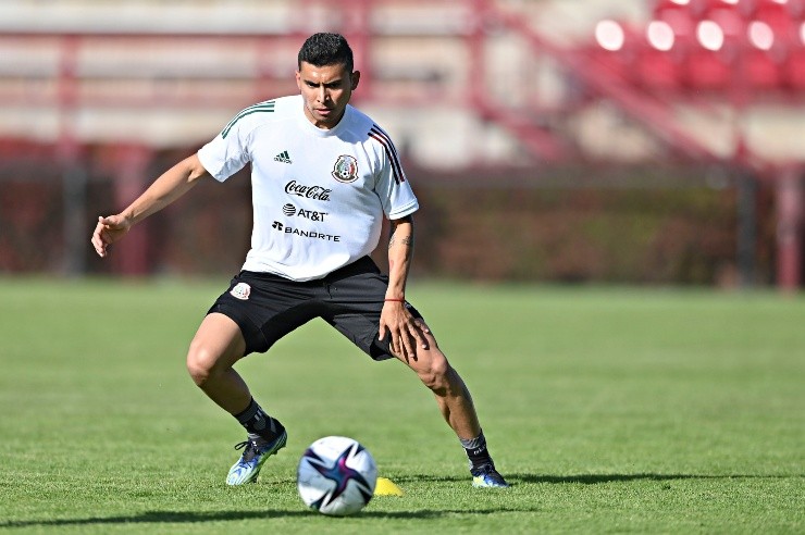 Orbelín Pineda con selección.