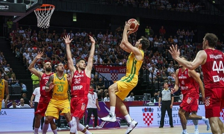 Seleção lusa de basquetebol perde com Bósnia na pré-qualificação para Jogos  Olímpicos de Paris em 2024 – Observador