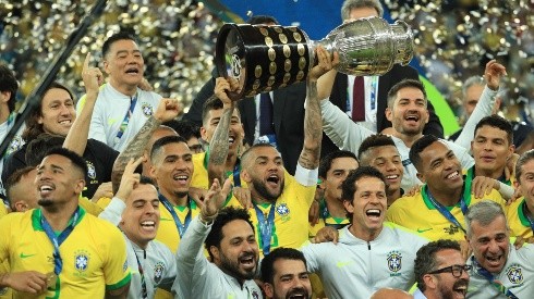 Brasil levantando la Copa América 2019 (Foto: Getty Images)
