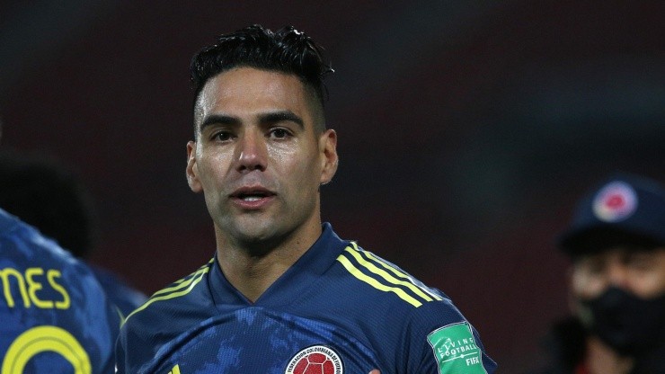 Vuelve y juega 'El Capi' Falcao: Con la camiseta puesta apoya a Colombia